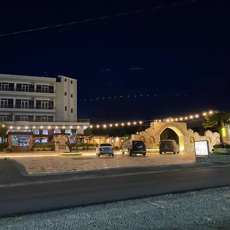 מלון Flogeri World Vlorë